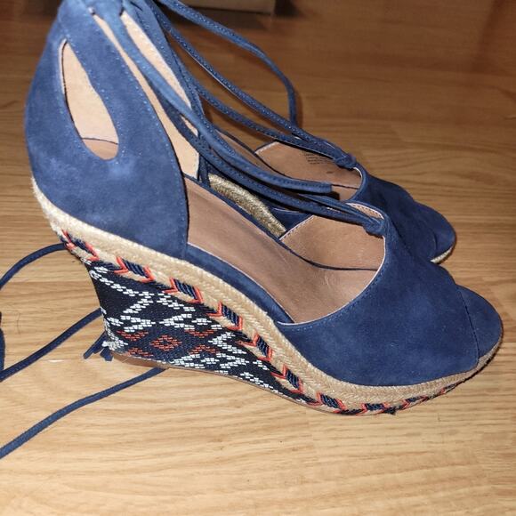 Cabi Womens Isla Wedge Espadrille Sandals Ankle Wrap Navy Suede Boho Size 6 - Picture 3 of 11